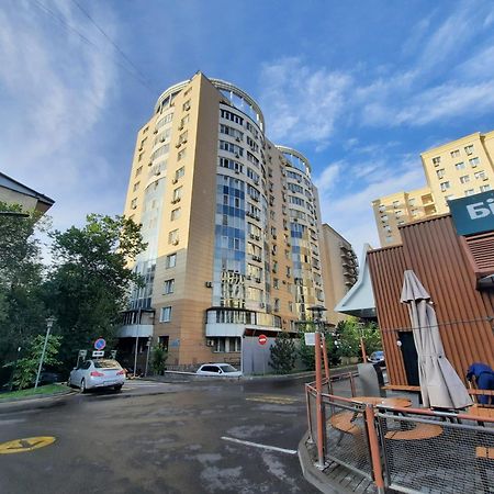Жк Жастар Атамекен Центр Города, Отличная Локация Almaty Exterior photo